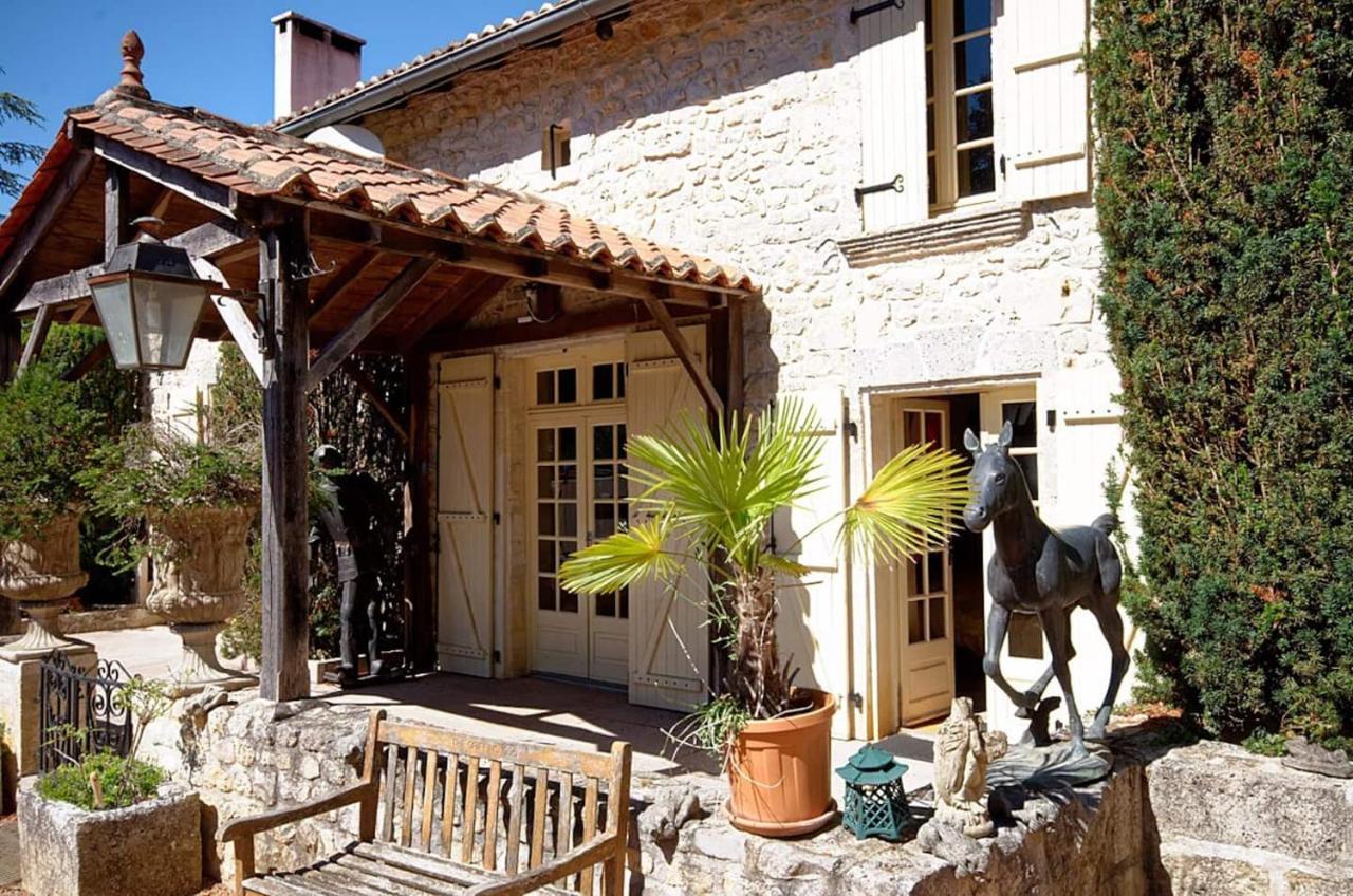 Les Grozilles Bed & Breakfast Feuillade Exterior photo