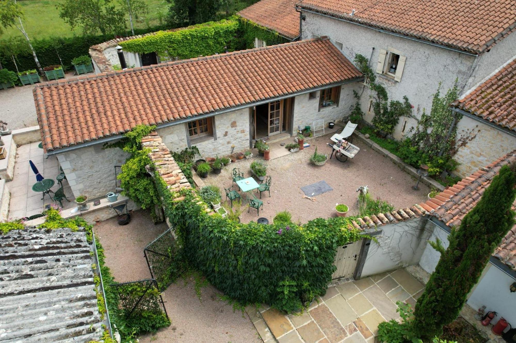 Les Grozilles Bed & Breakfast Feuillade Exterior photo