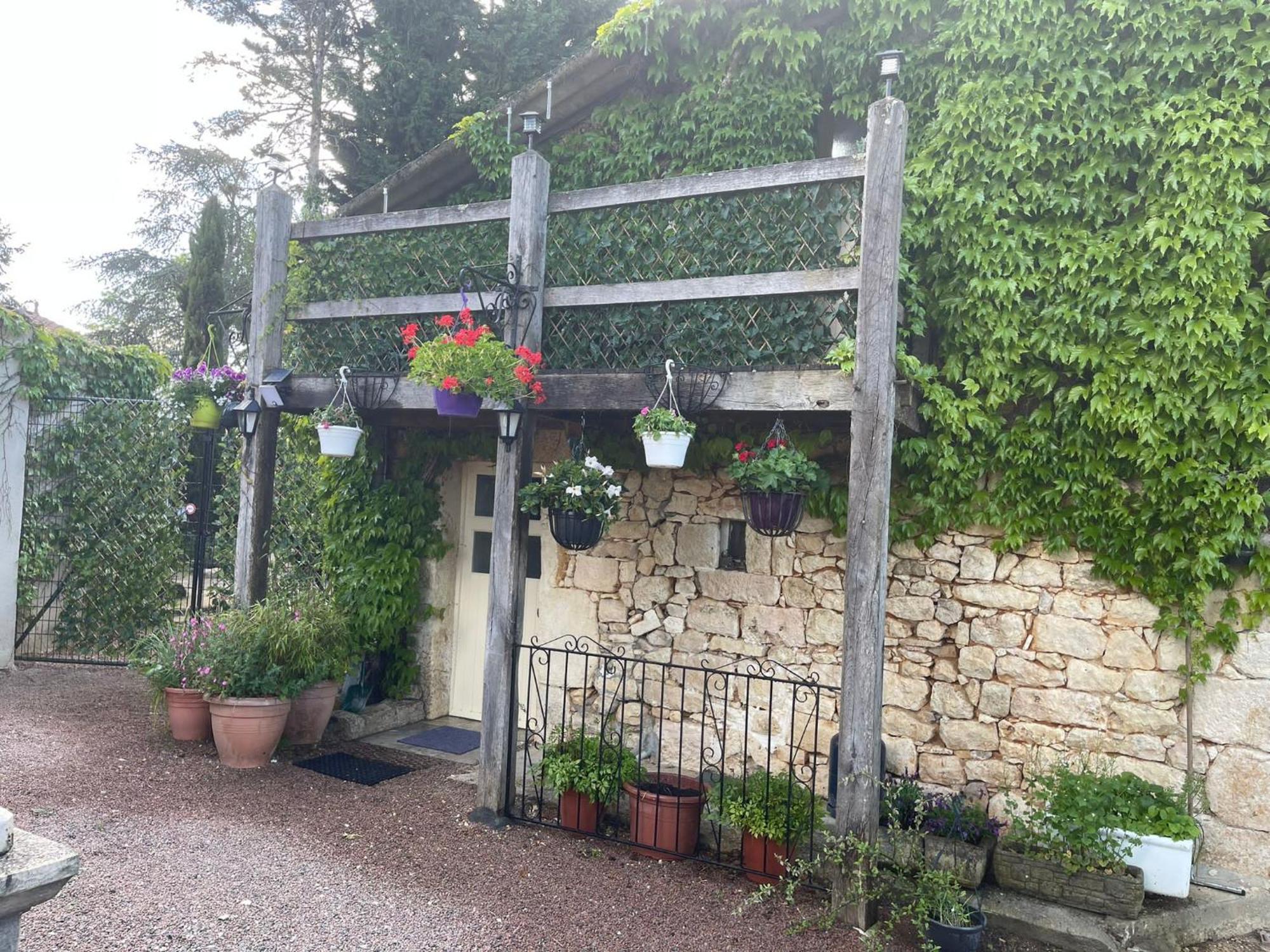 Les Grozilles Bed & Breakfast Feuillade Exterior photo